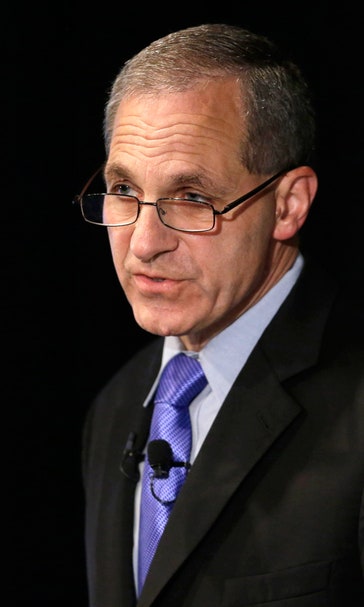 Louis Freeh might testify in lawsuit over Penn State sanctions
